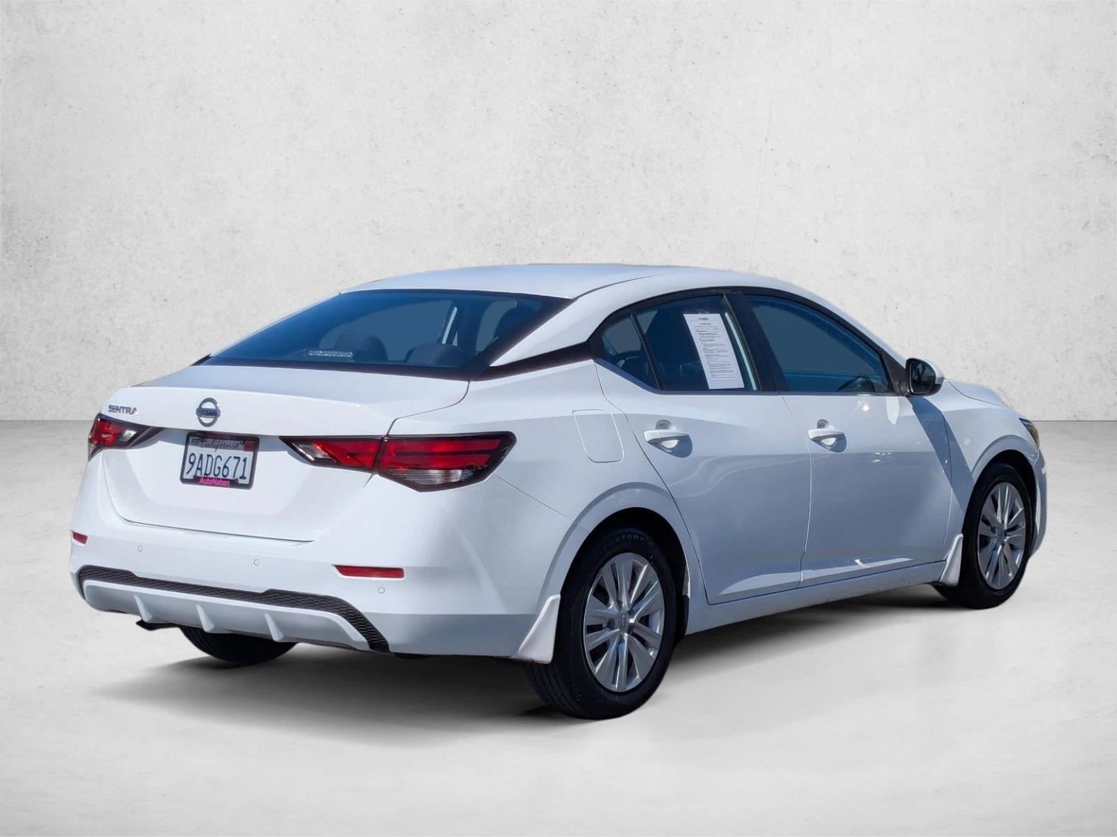 2022 Nissan Sentra S photo 4