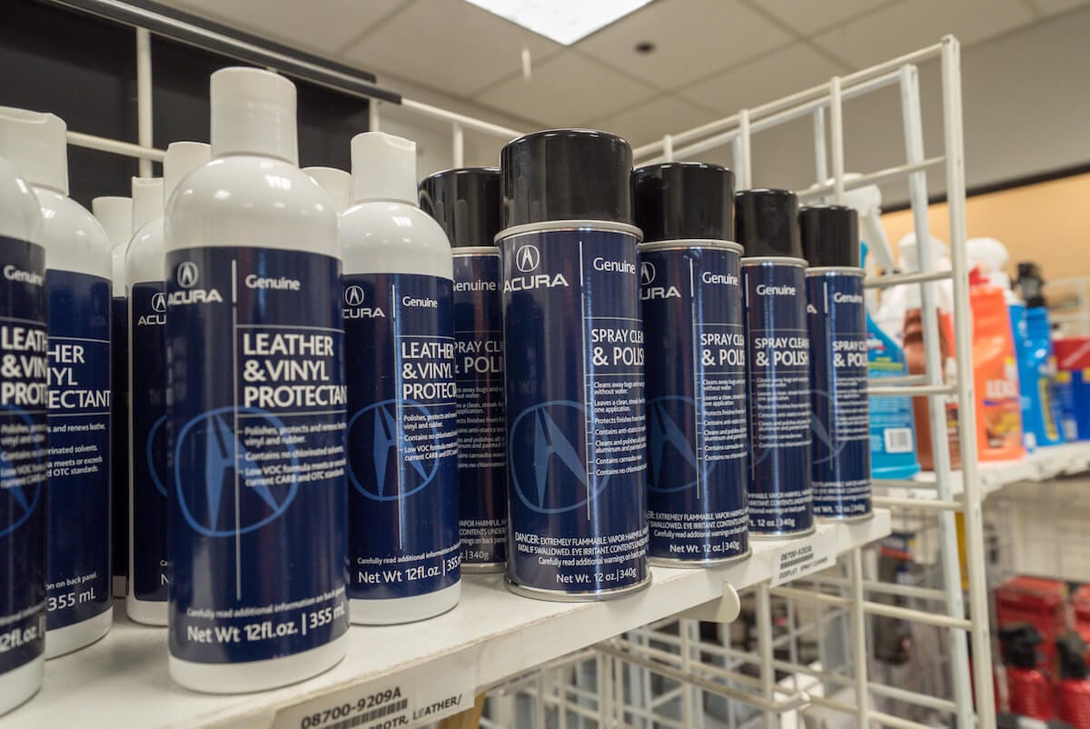 Acura cleaning supplies