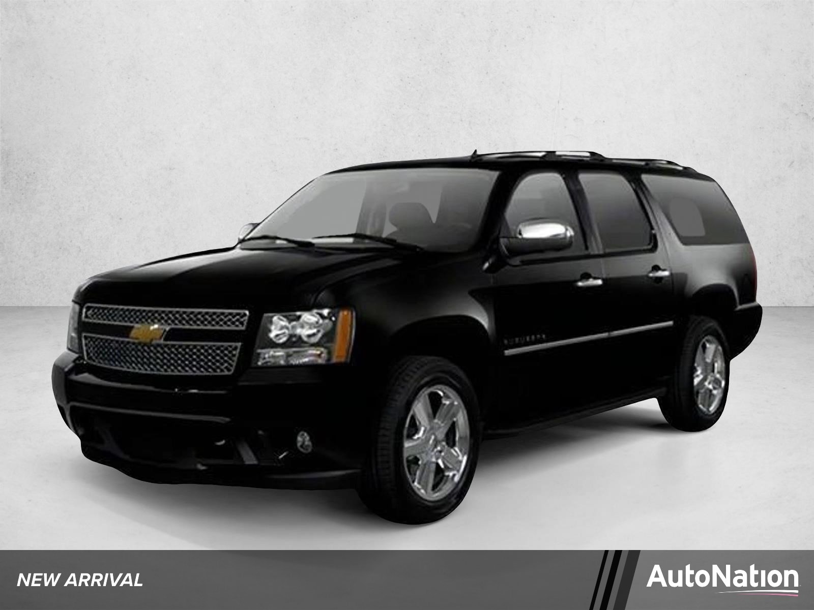 2013 Chevrolet Suburban 2WD 1500 LT's photo