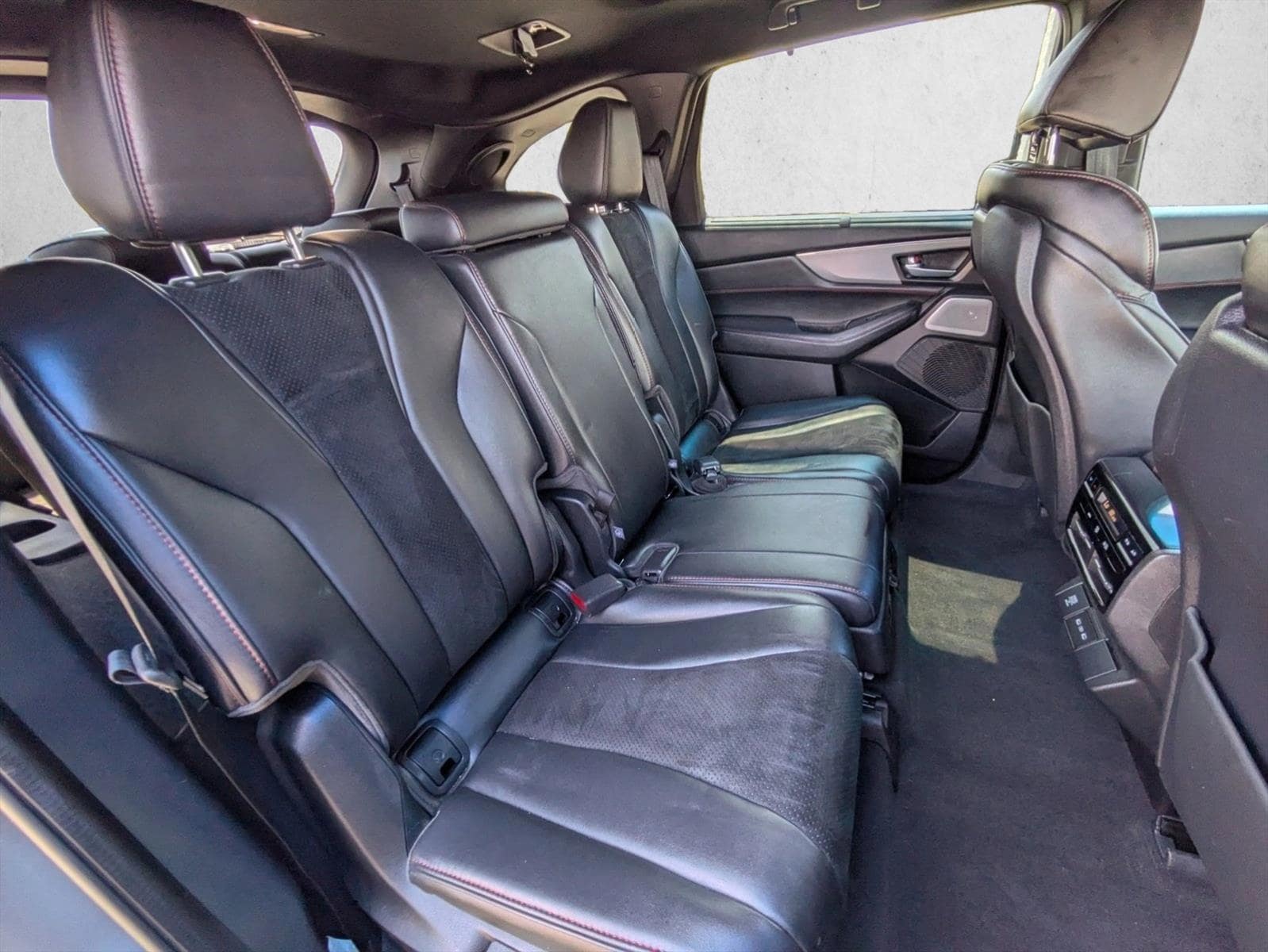 2025 Acura MDX A-Spec Package - Photo 22
