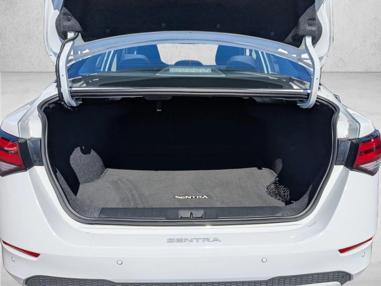 2022 Nissan Sentra S photo 5