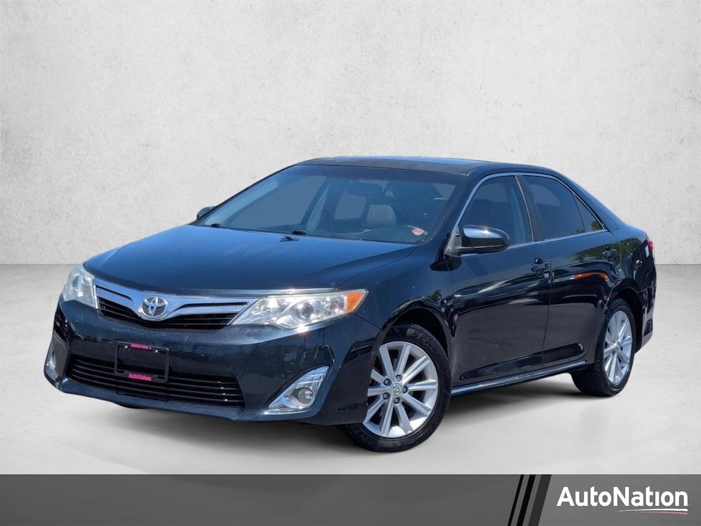 Used 2013 Toyota Camry XLE Sedan
