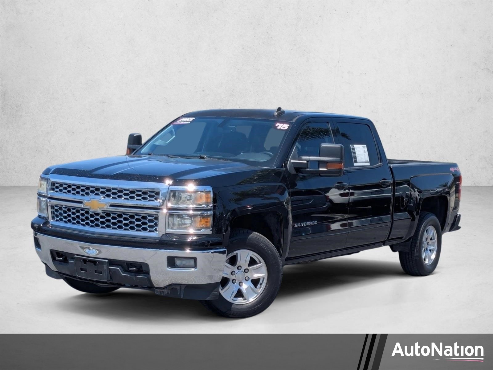 2015 Chevrolet Silverado 1500 LT 4X4 Crew Cab Short Box's photo