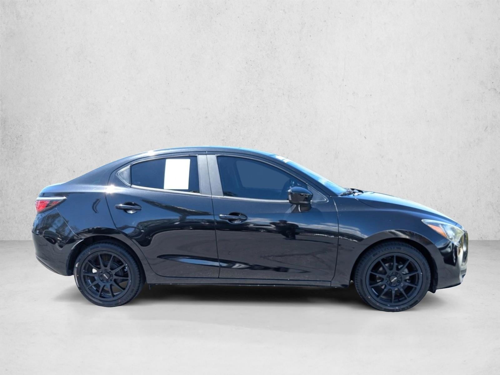 2018 Toyota Yaris iA photo 4