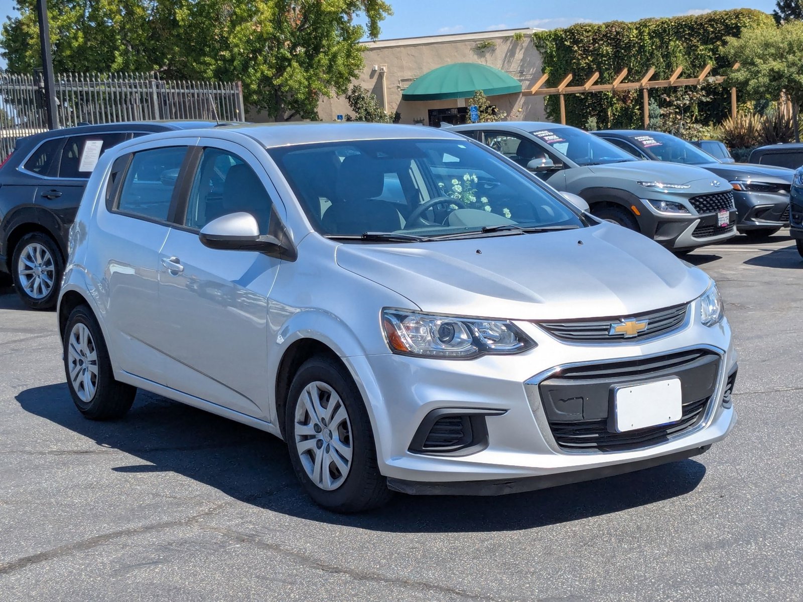 2020 Chevrolet Sonic LT photo 2