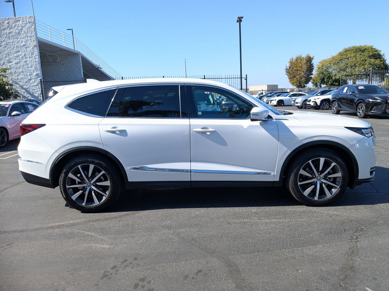 2025 Acura MDX SH-AWD Technology photo 4