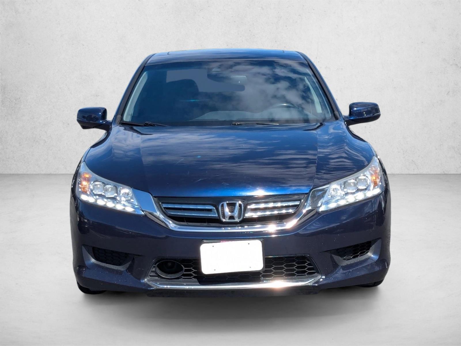 2015 Honda Accord Hybrid Touring photo 2