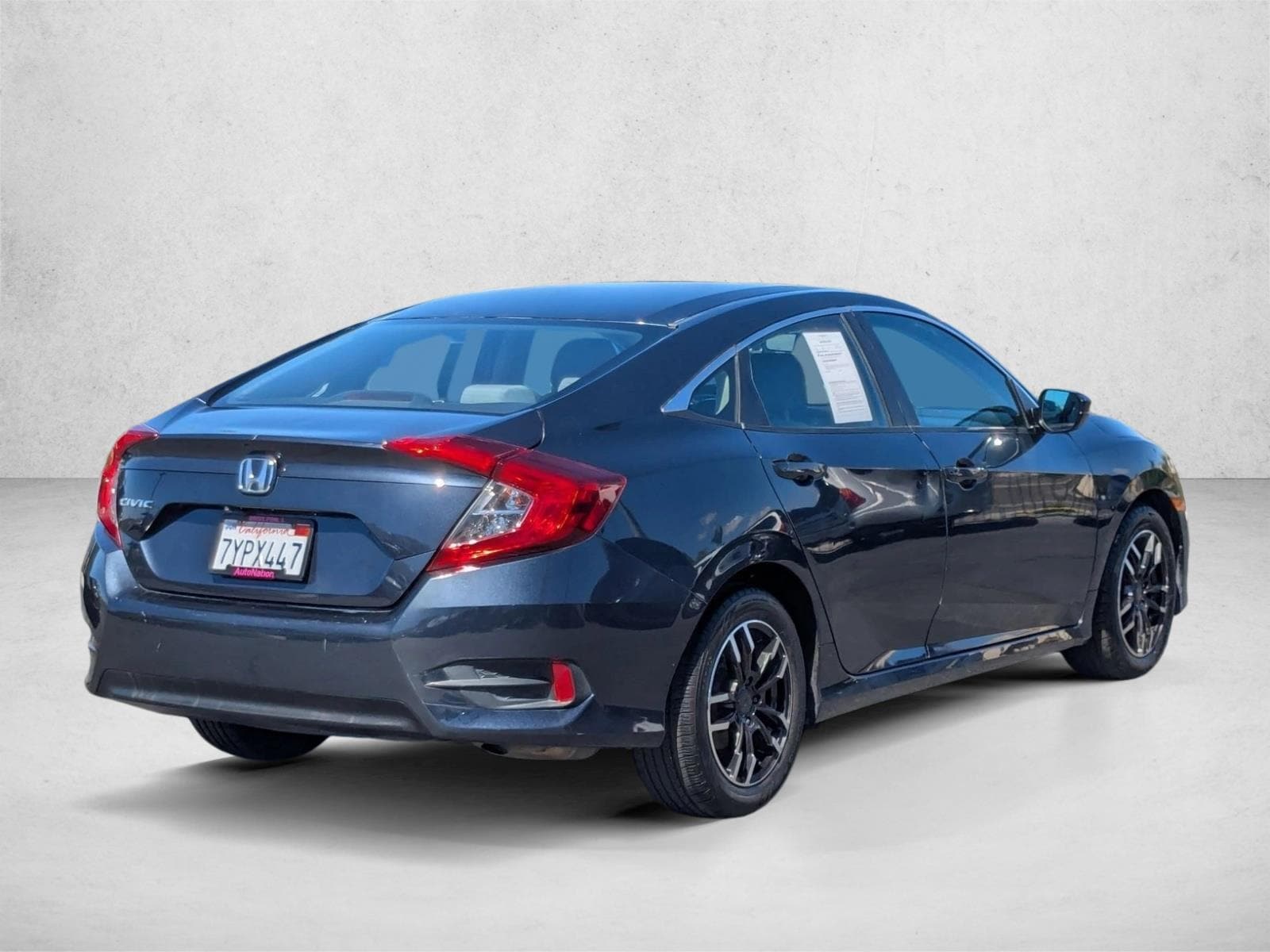 2017 Honda Civic LX photo 5
