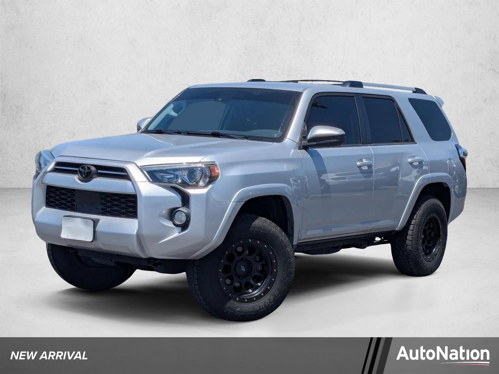2020 Toyota 4Runner SR5 RWD V6's photo