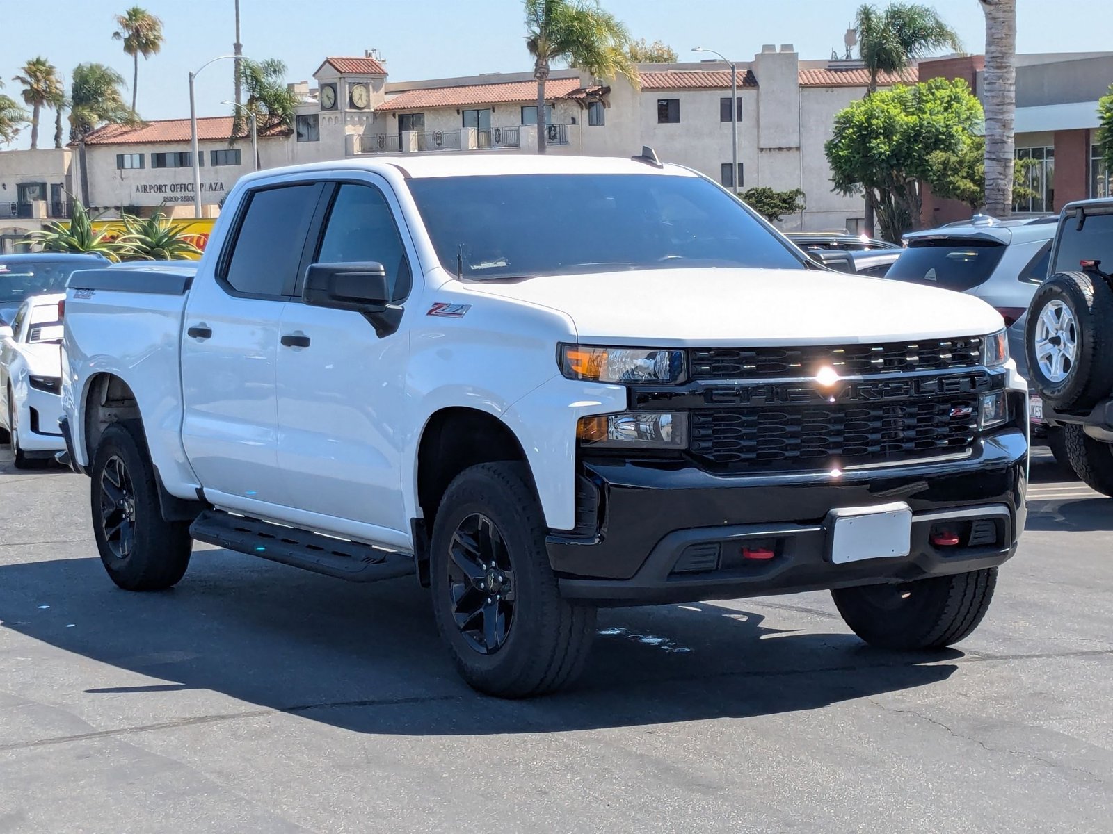 2020 Chevrolet Silverado 1500 Custom Trail Boss photo 2