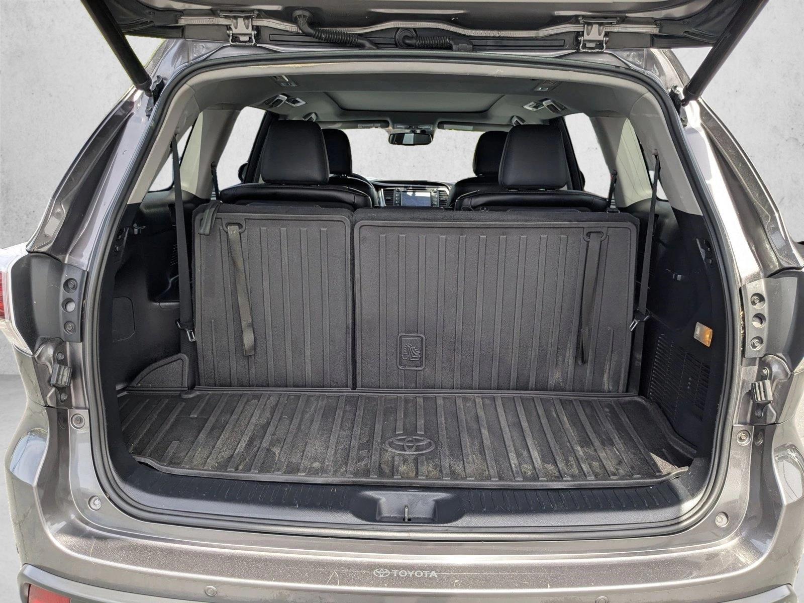 2014 Toyota Highlander Limited Platinum photo 5
