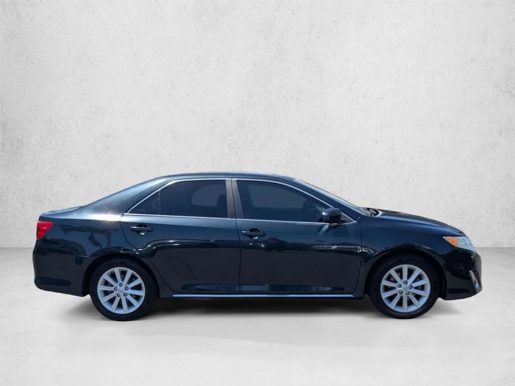 Used 2013 Toyota Camry XLE Sedan