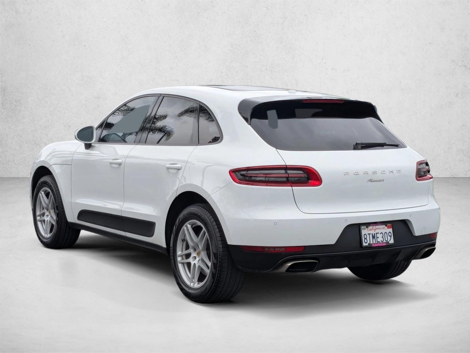 2018 Porsche Macan photo 3