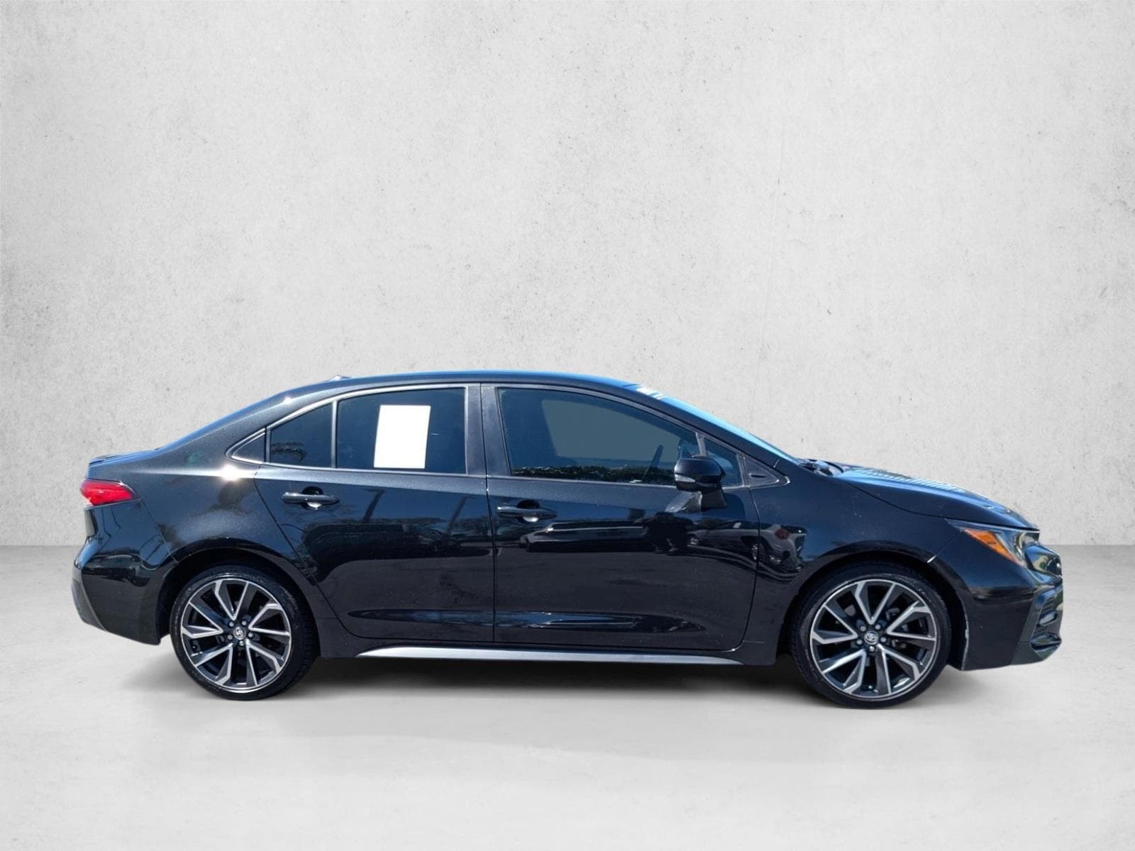 2020 Toyota Corolla SE photo 4