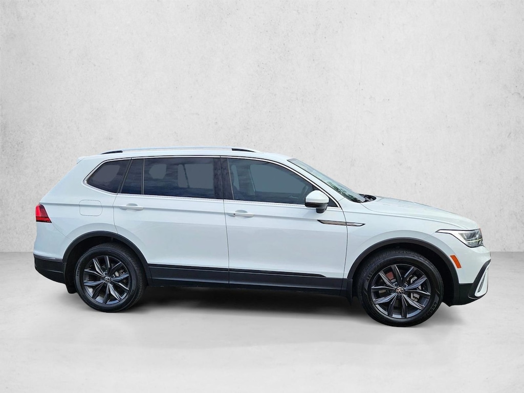 Used 2022 Volkswagen Tiguan SE Sport Utility