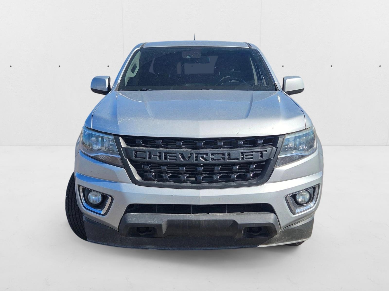2019 Chevrolet Colorado LT photo 2