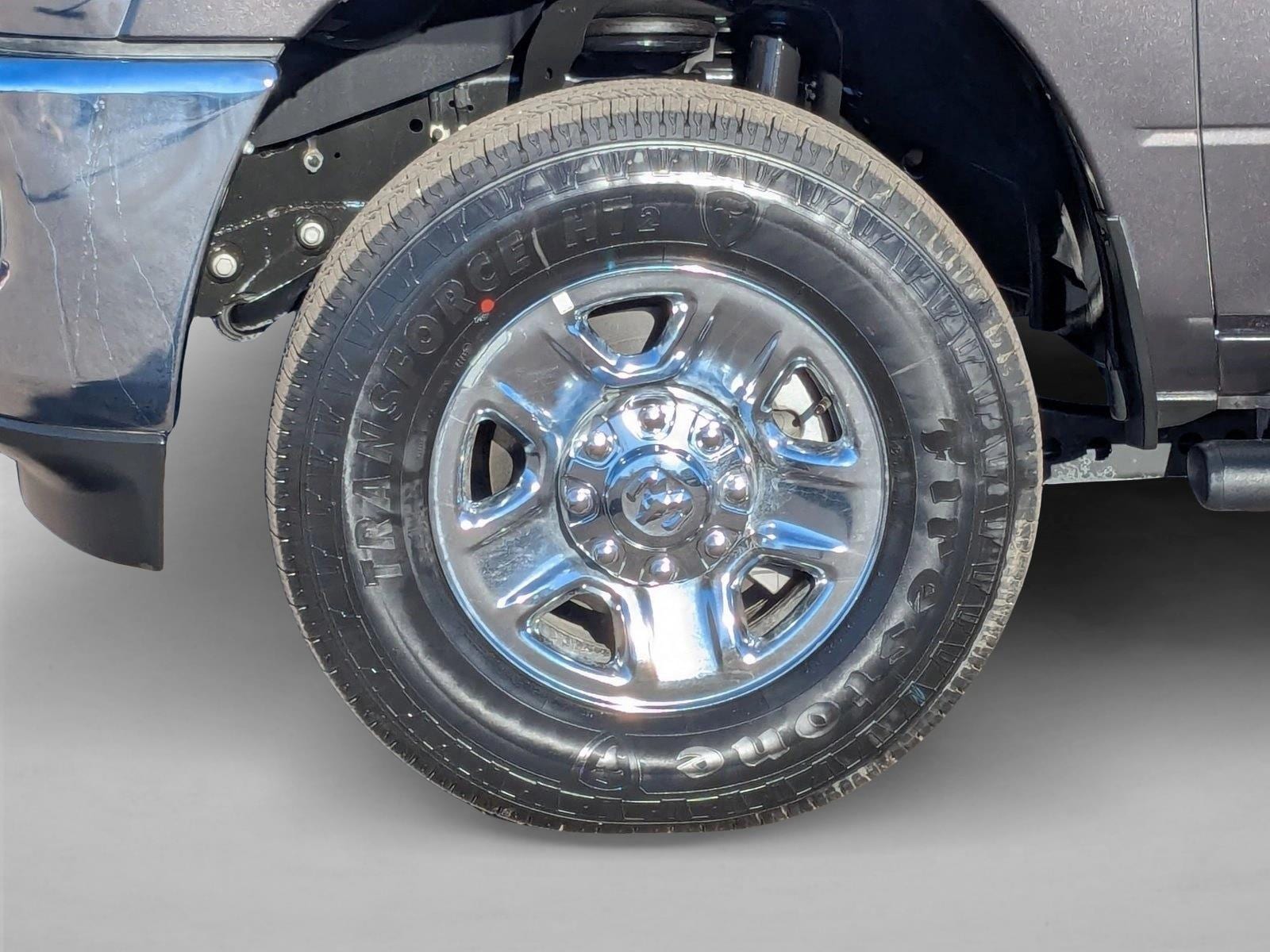 2025 RAM 3500 Tradesman - Photo 10