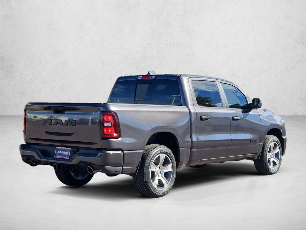 New 2026 Ram 1500 Express Truck Crew Cab