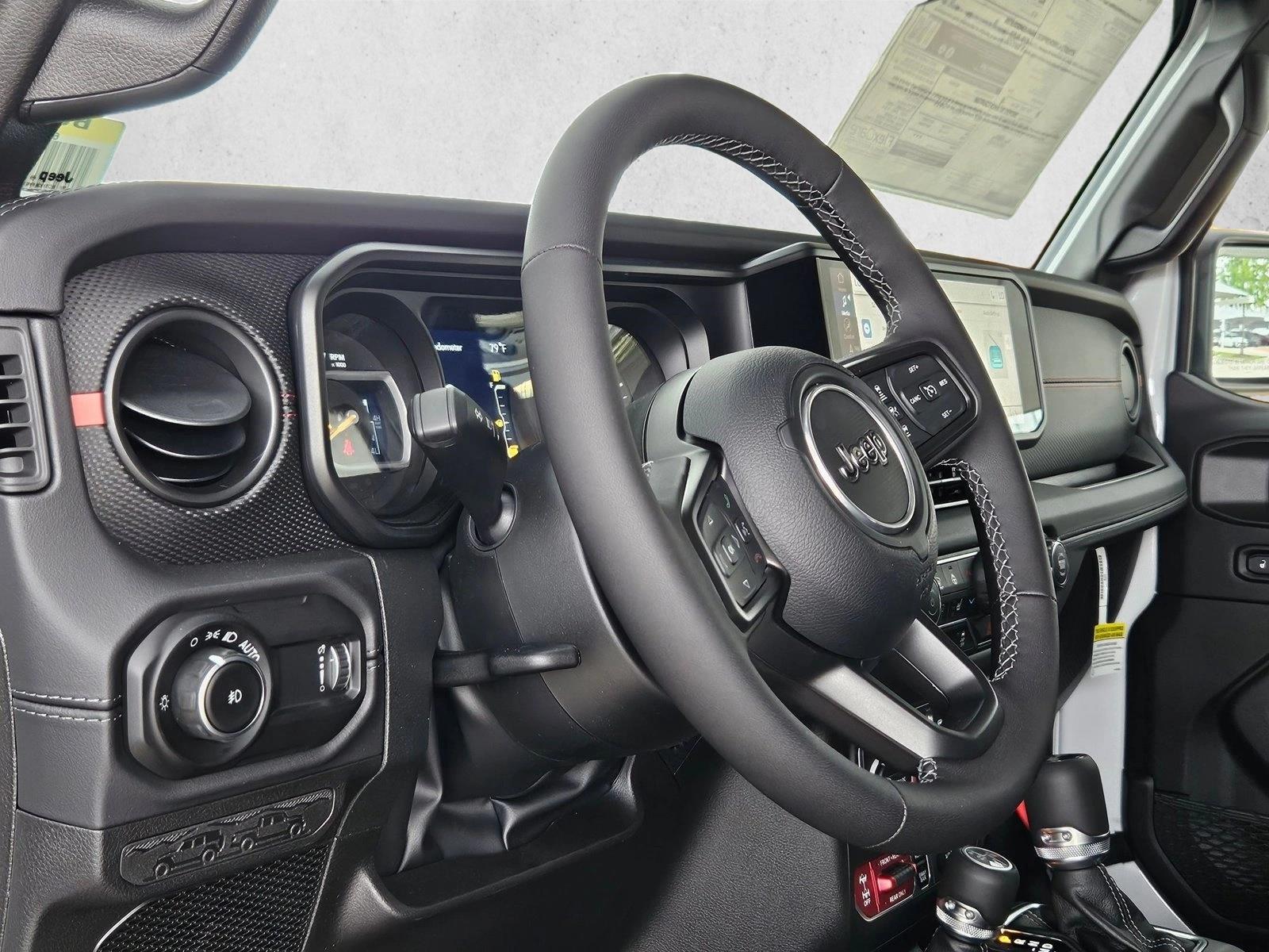 2025 Jeep Wrangler Rubicon X photo 3