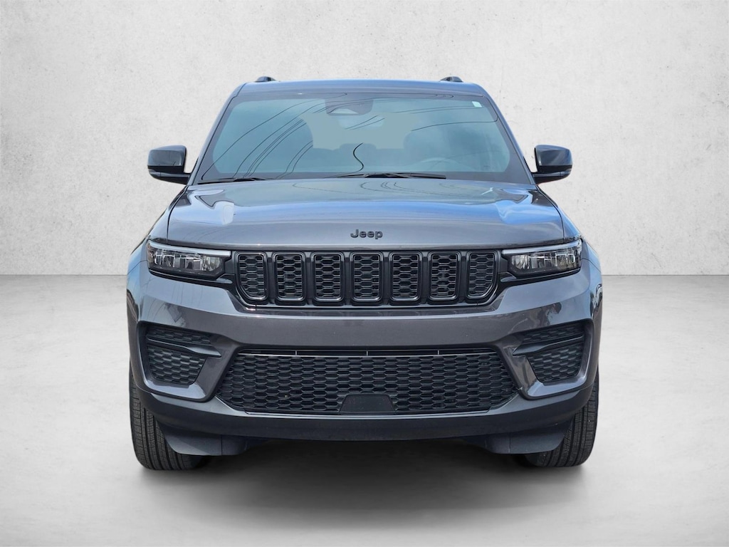 Used 2024 Jeep Grand Cherokee Altitude X Sport Utility