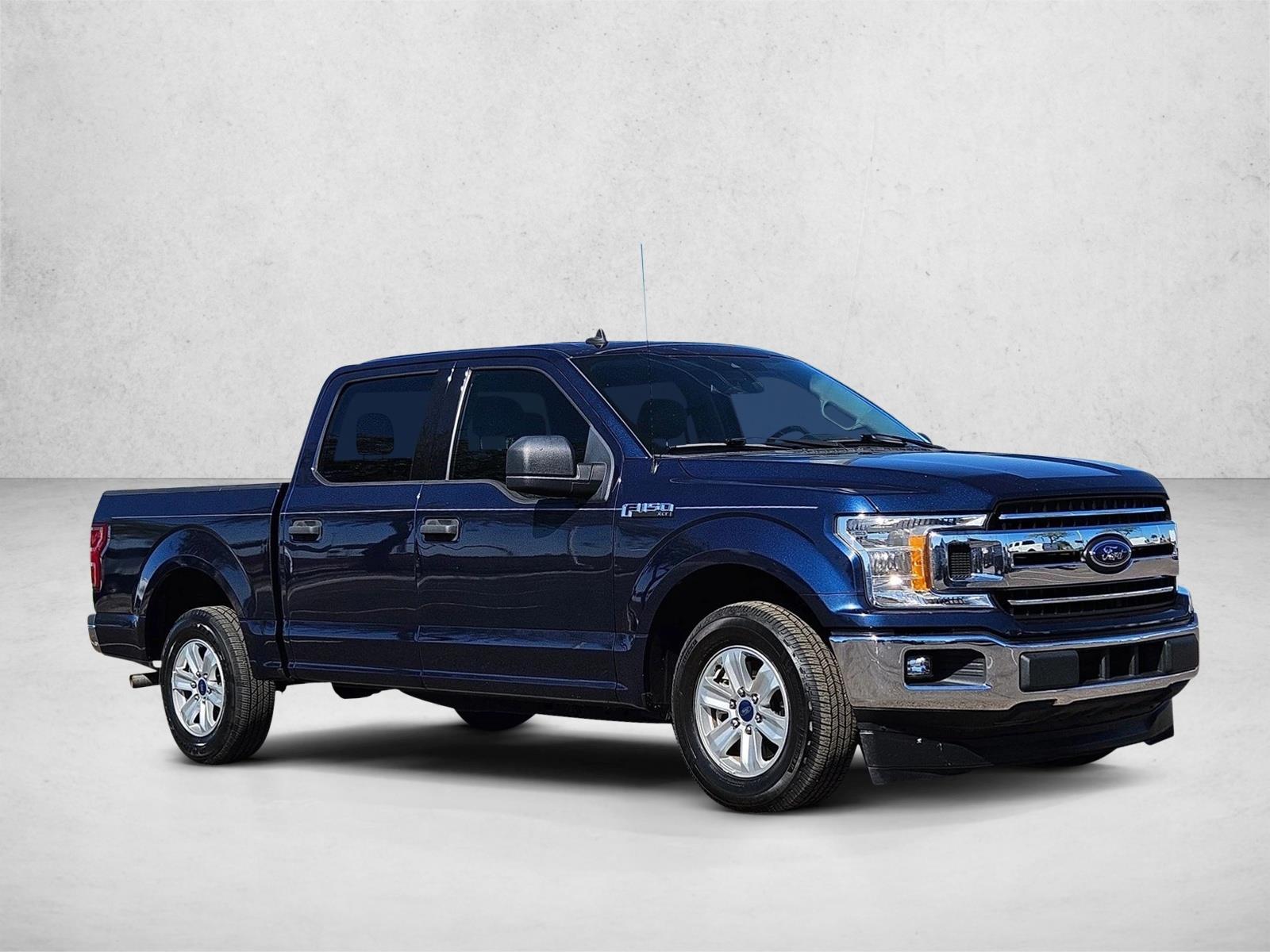 2020 Ford F-150 XLT photo 3