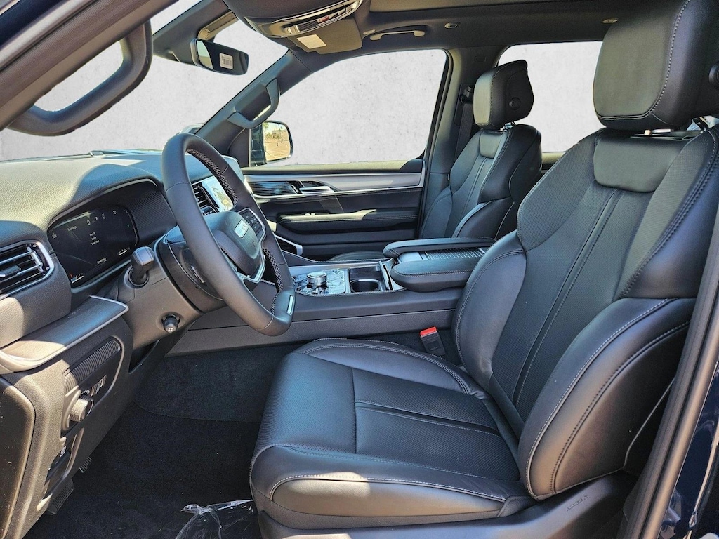 New 2026 Jeep Grand Wagoneer Limited Altitude SUV