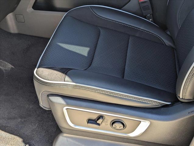 2025 Ram 1500 Laramie photo 4