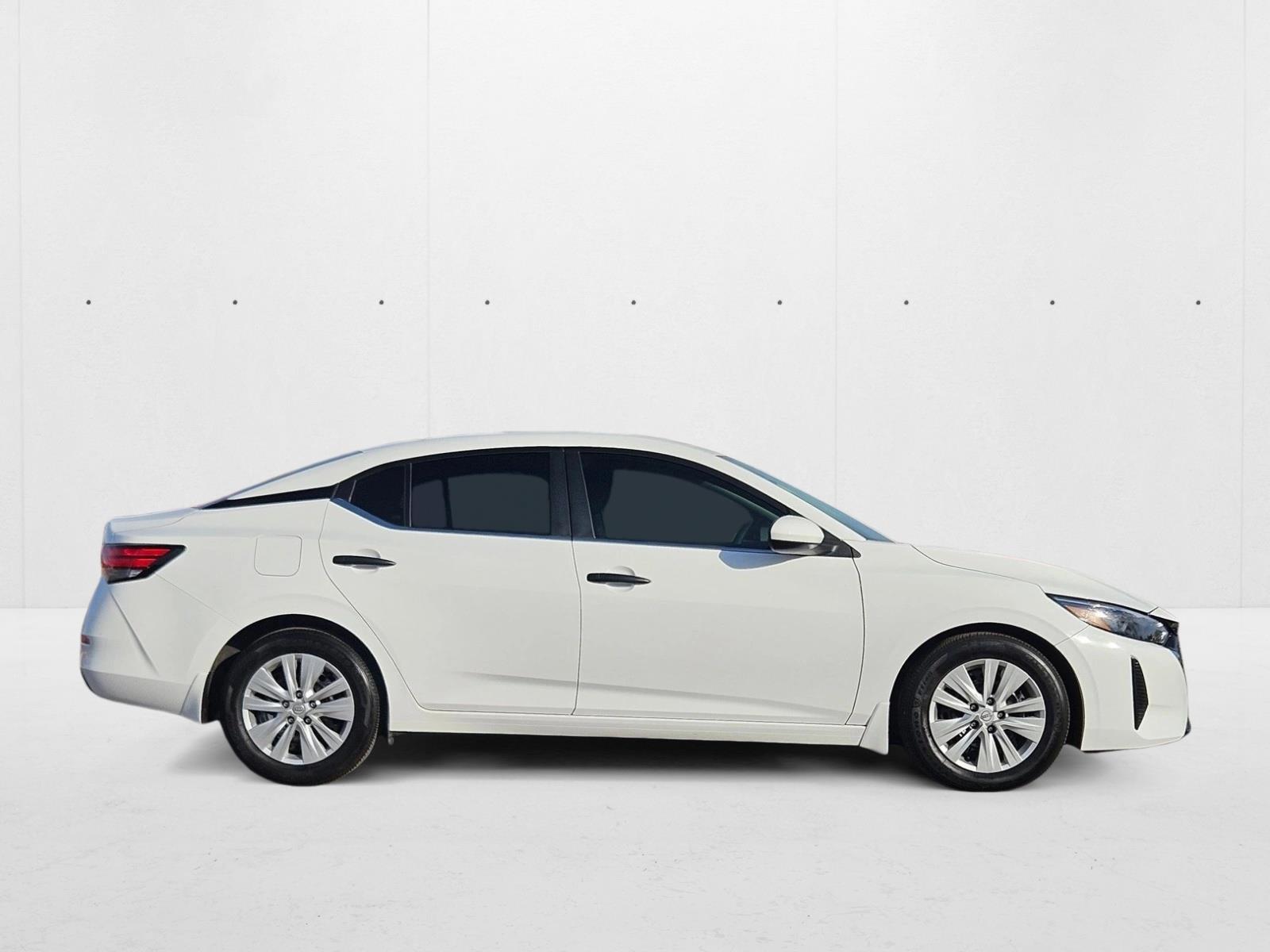 2024 Nissan Sentra S photo 4