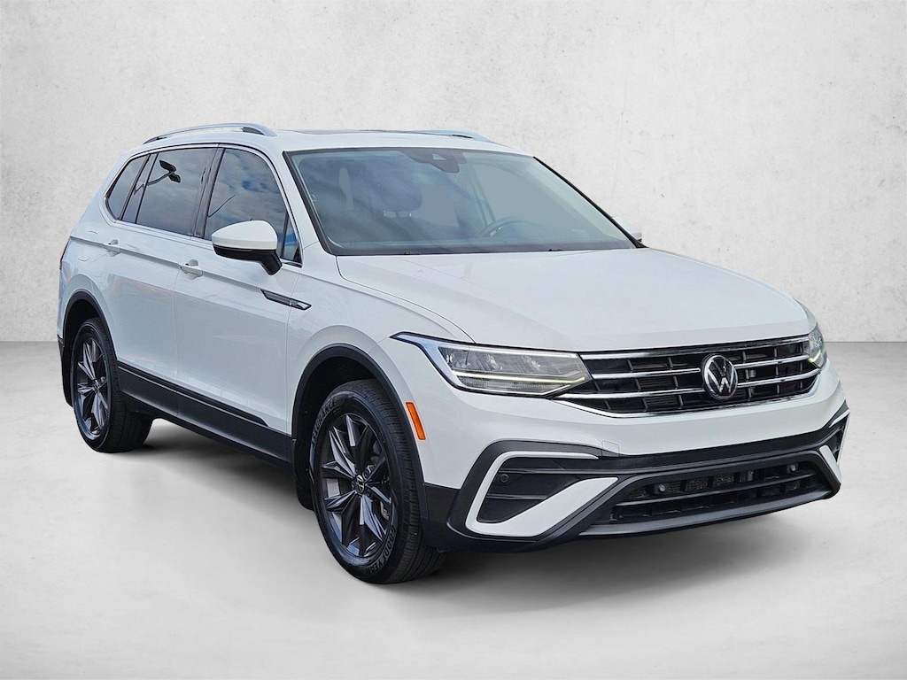 Used 2022 Volkswagen Tiguan SE Sport Utility