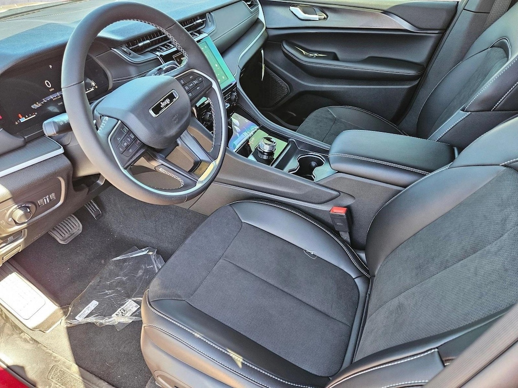 New 2025 Jeep Grand Cherokee Altitude X SUV