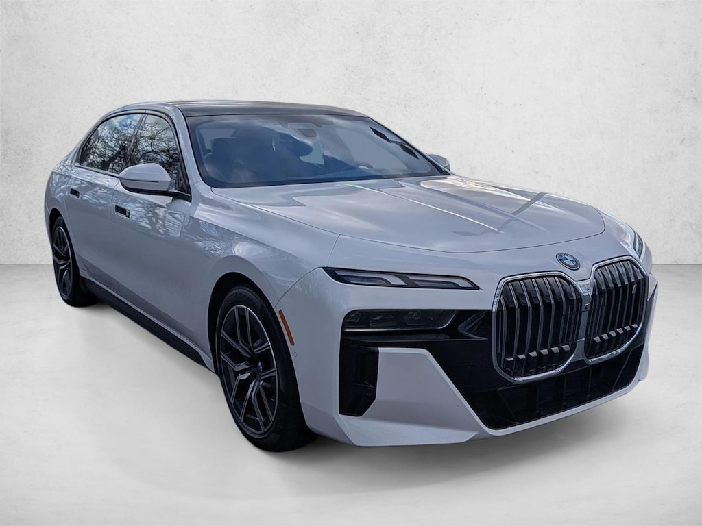 Used 2024 BMW i7 xDrive60 4dr Car