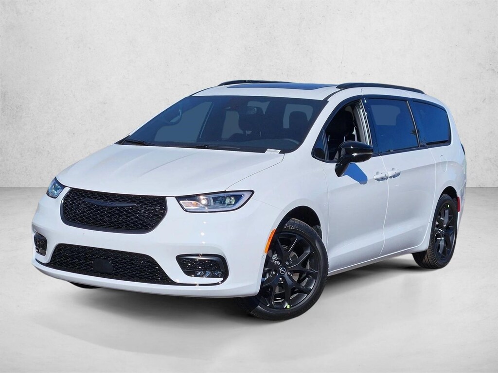 New 2026 Chrysler Pacifica Limited Van Passenger Van