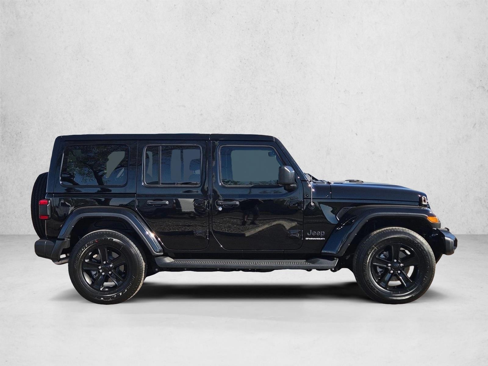 2023 Jeep Wrangler Sahara Altitude Sport photo 4