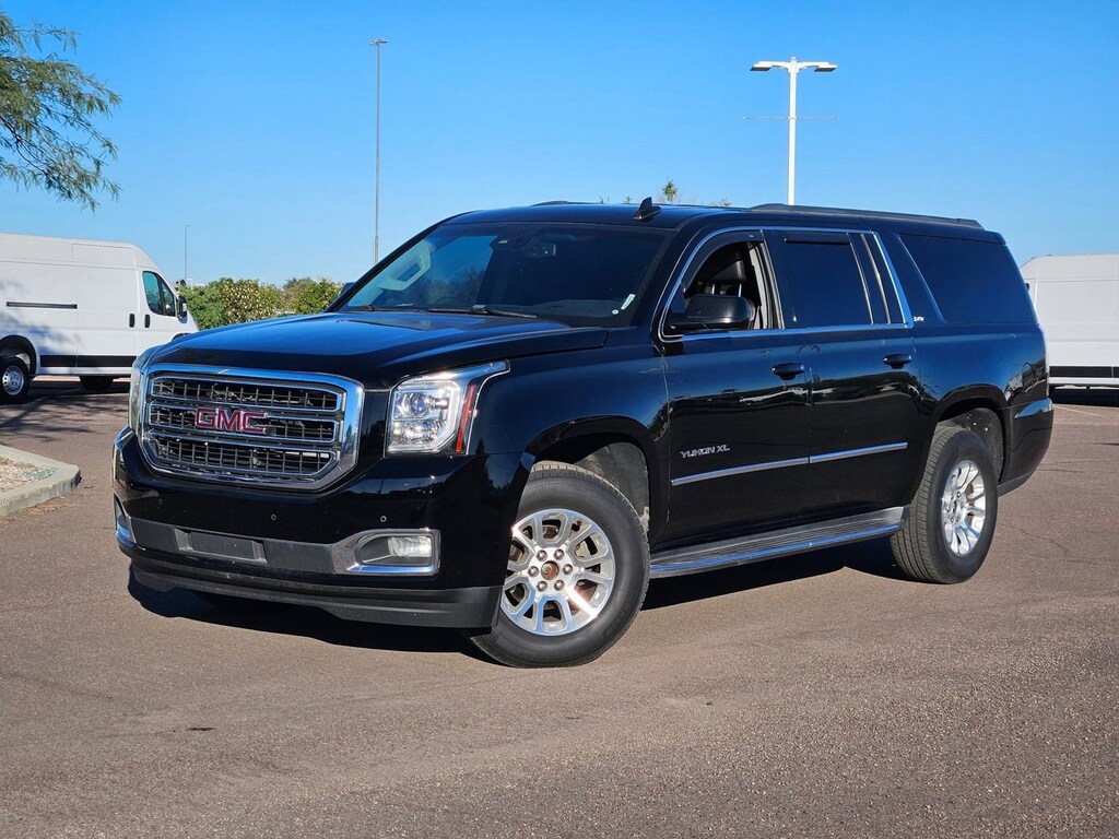 Used 2017 GMC Yukon XL SLT Sport Utility