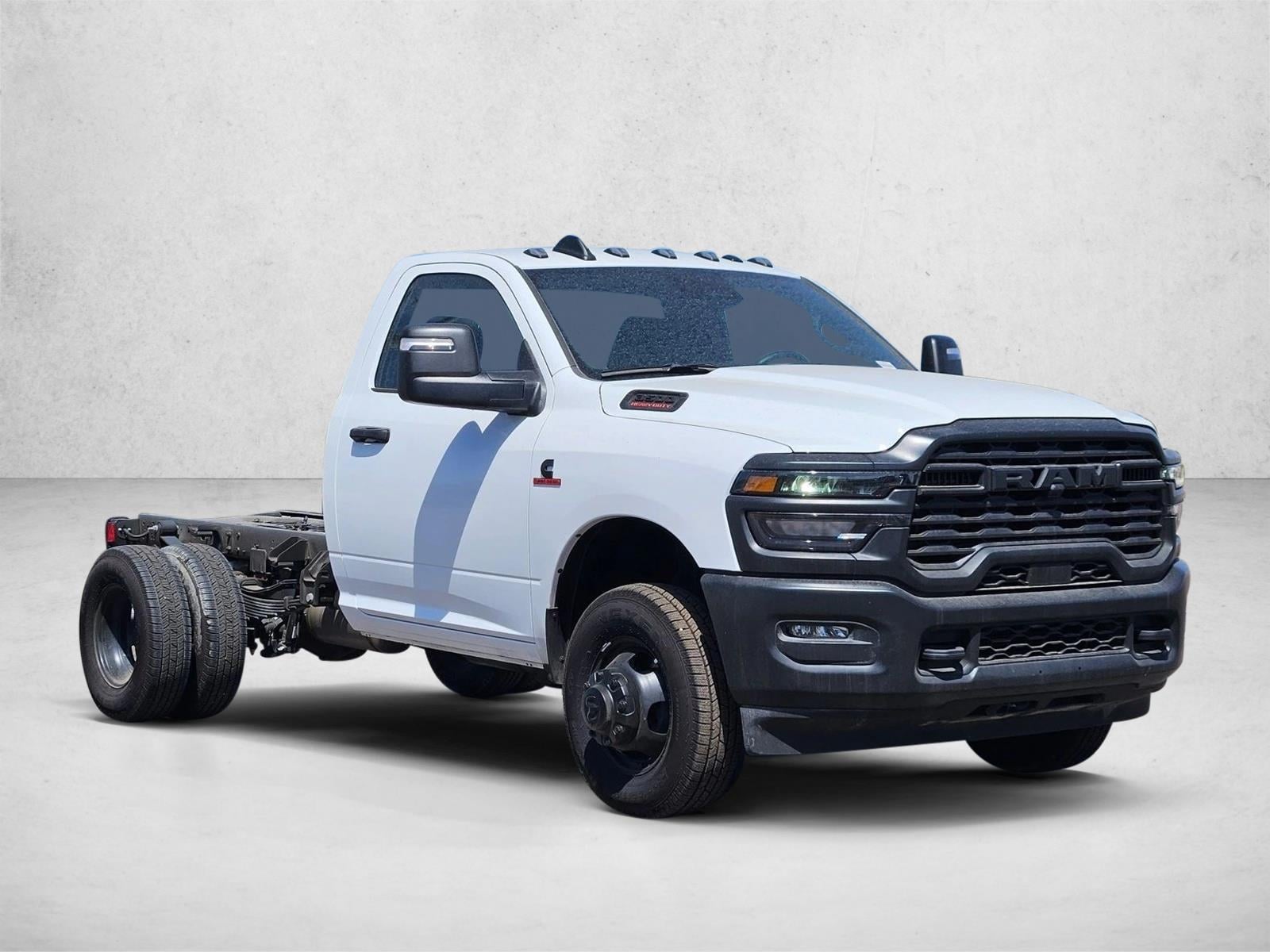 2025 RAM 3500 Chassis Tradesman - Photo 7
