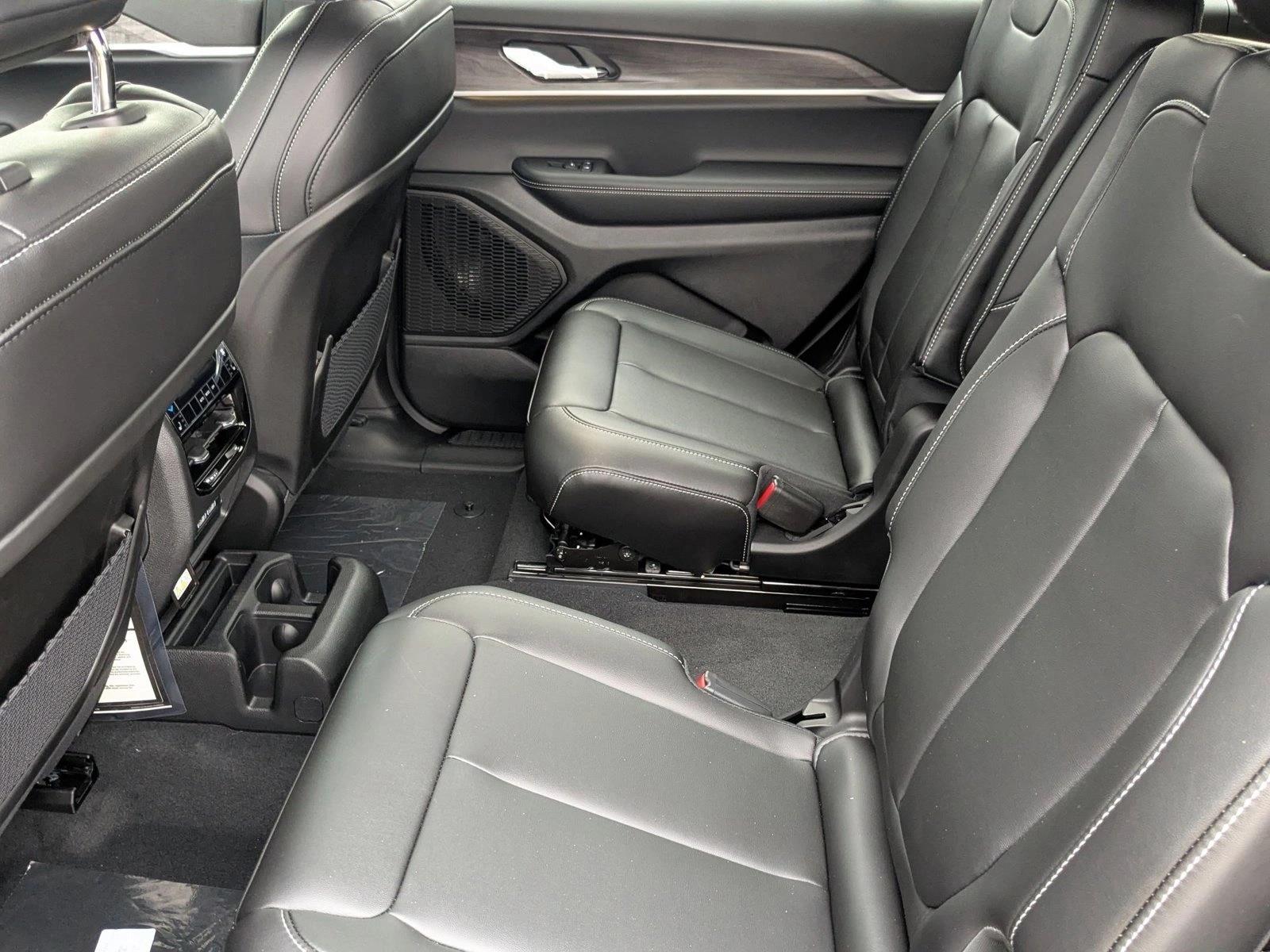 2025 Jeep Grand Cherokee L Limited - Photo 16