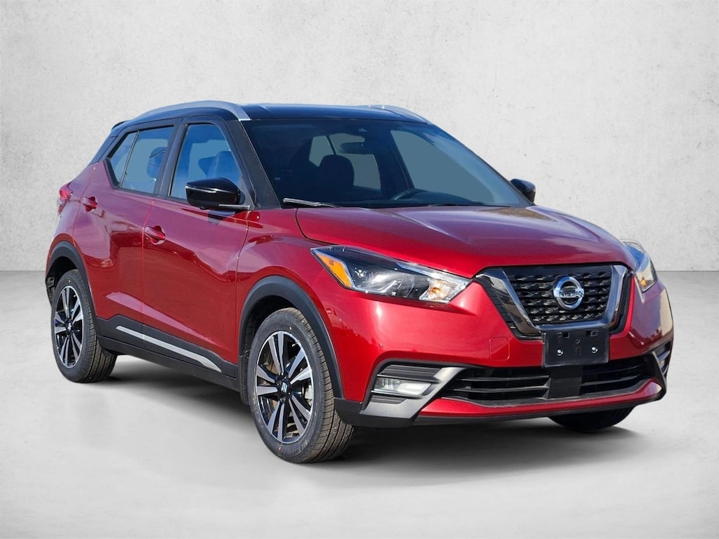 Used 2020 Nissan Kicks SR Sport Utility