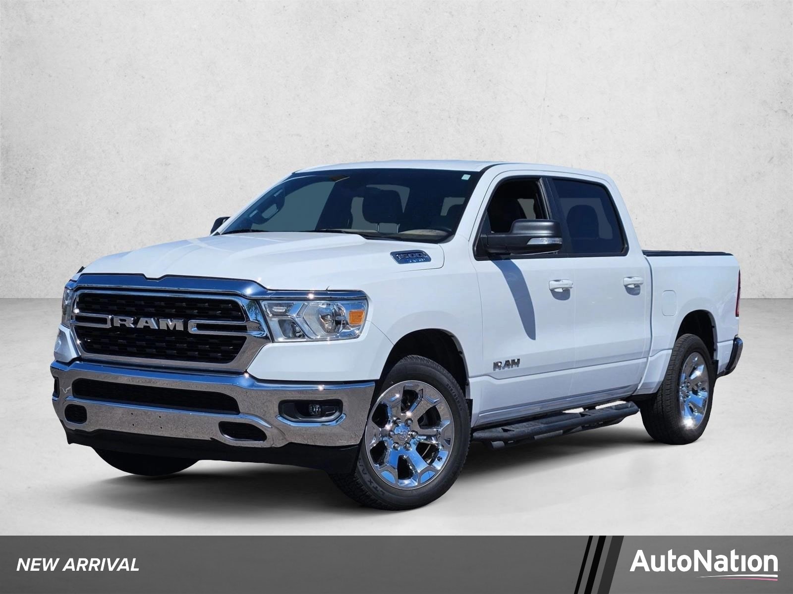 2022 RAM 1500 Big Horn/Lone Star 4x4 Crew Cab 5'7's photo