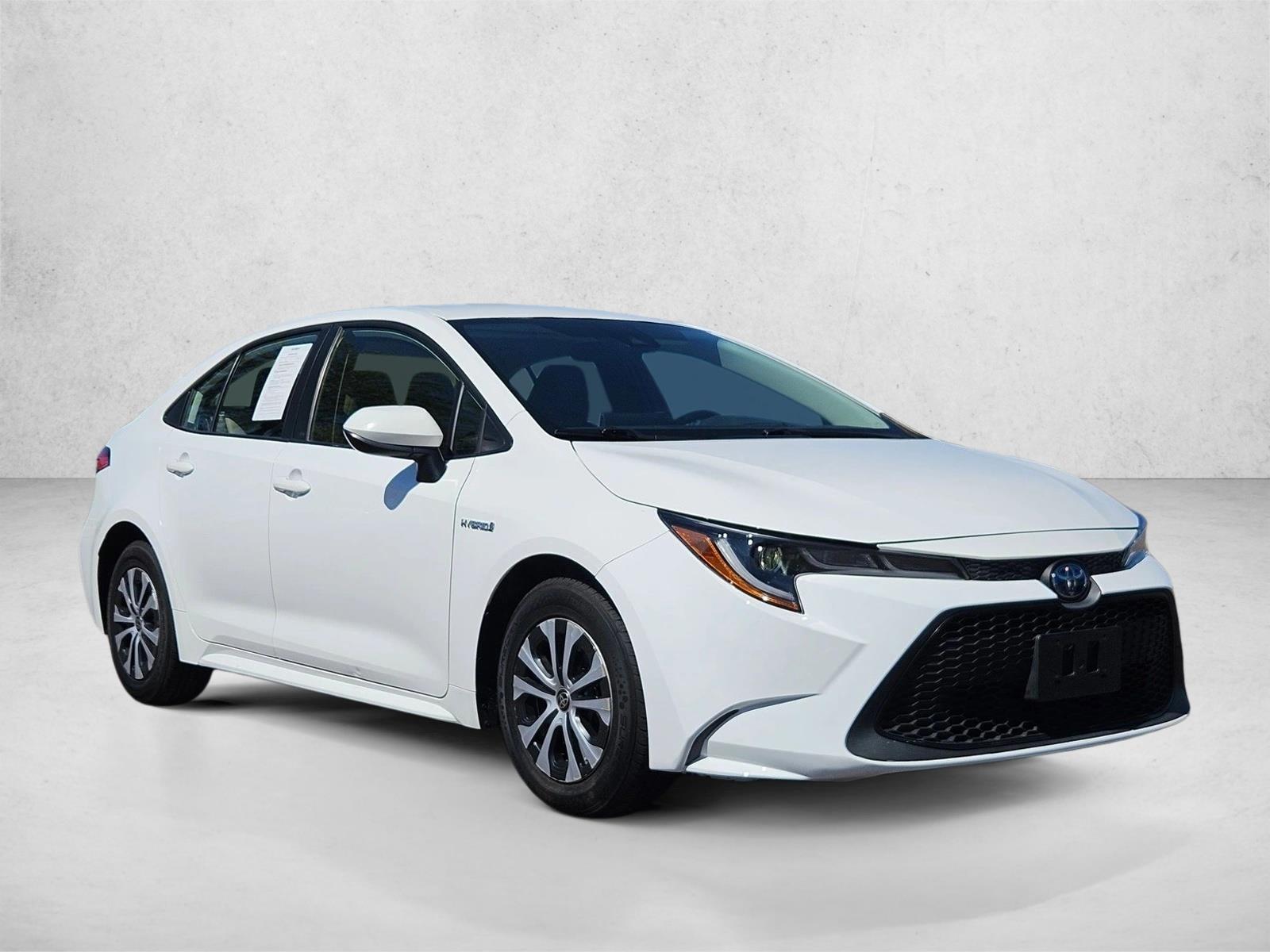 2021 Toyota Corolla Hybrid LE photo 3