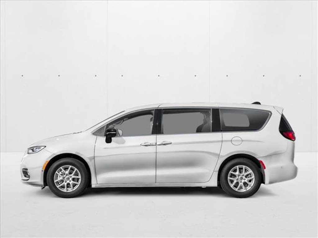 New 2026 Chrysler Pacifica Limited Van Passenger Van