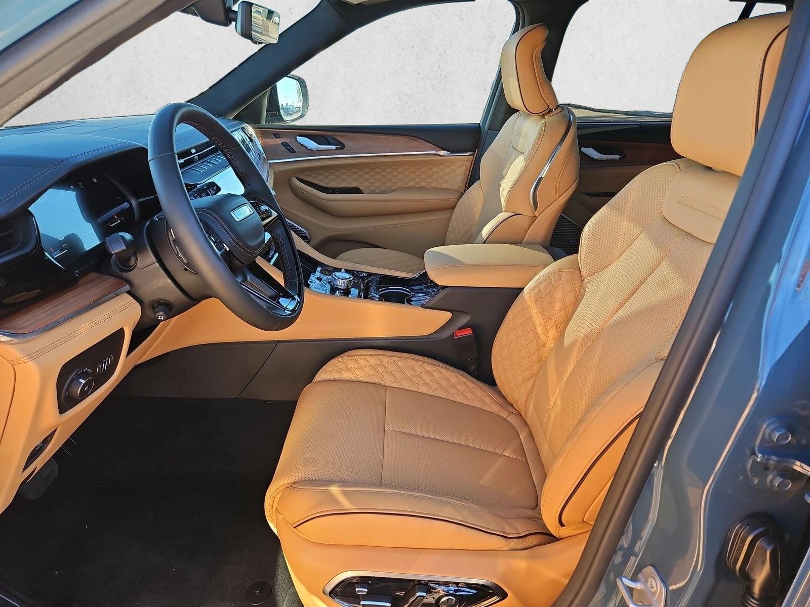 New 2027 Jeep Grand Cherokee 2 Row Summit SUV