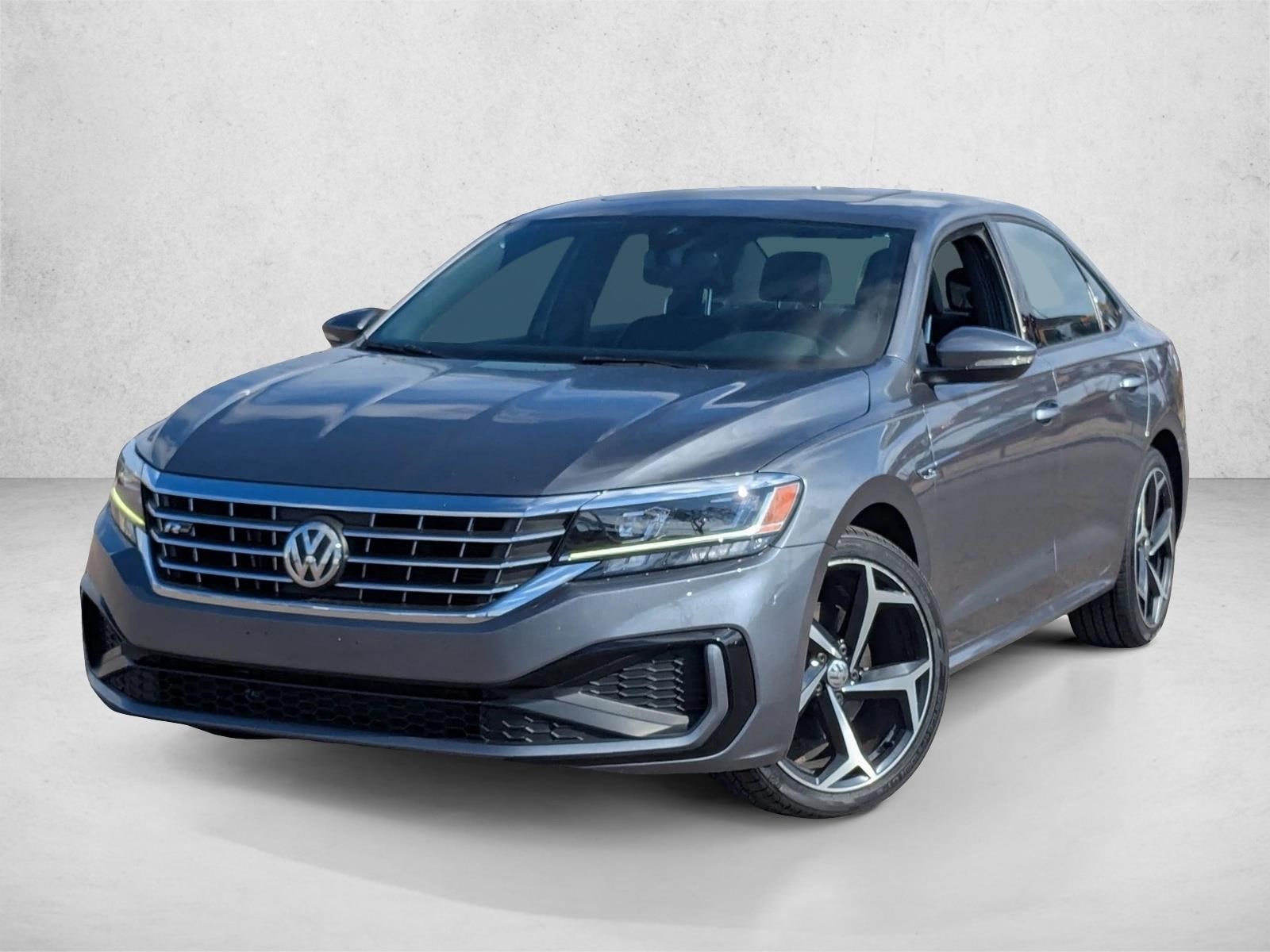 2021 Volkswagen Passat R-Line's photo