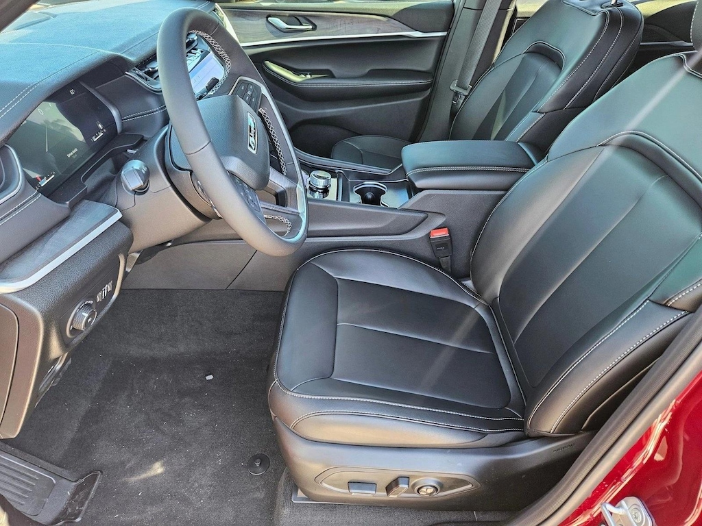 New 2025 Jeep Grand Cherokee Limited SUV