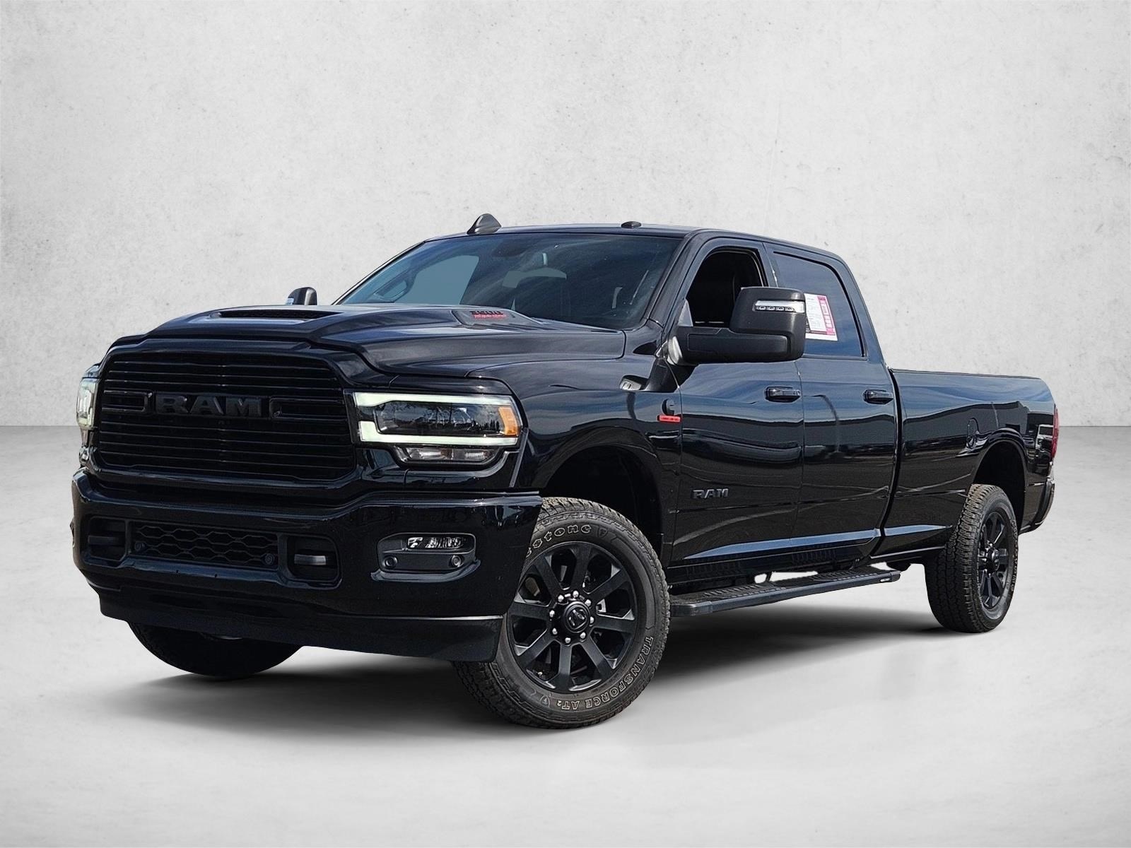 2024 RAM Ram 3500 Pickup Laramie's photo