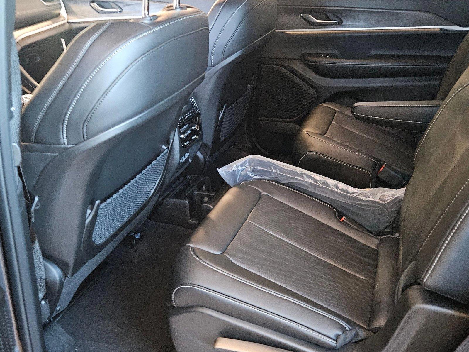 2025 Jeep Grand Cherokee L Limited - Photo 15