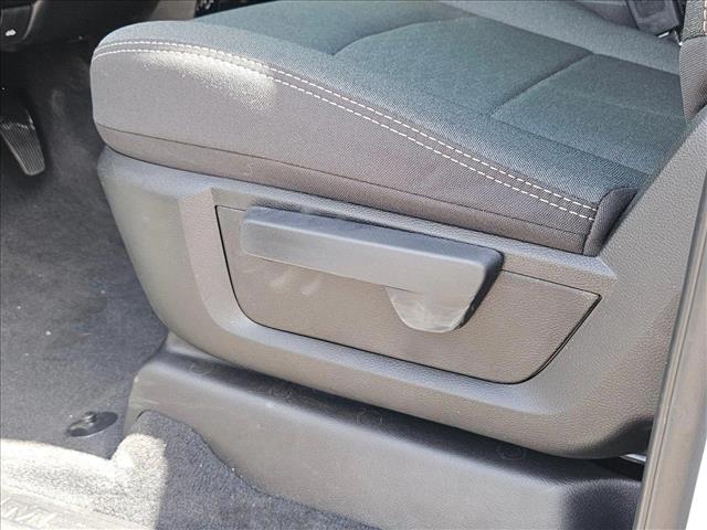 2025 Ram 2500 Tradesman photo 4