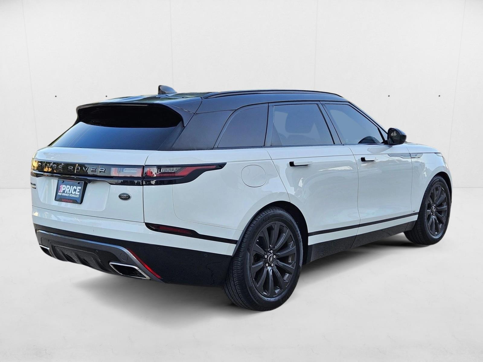 2018 Land Rover Range Rover Velar R-Dynamic SE photo 4