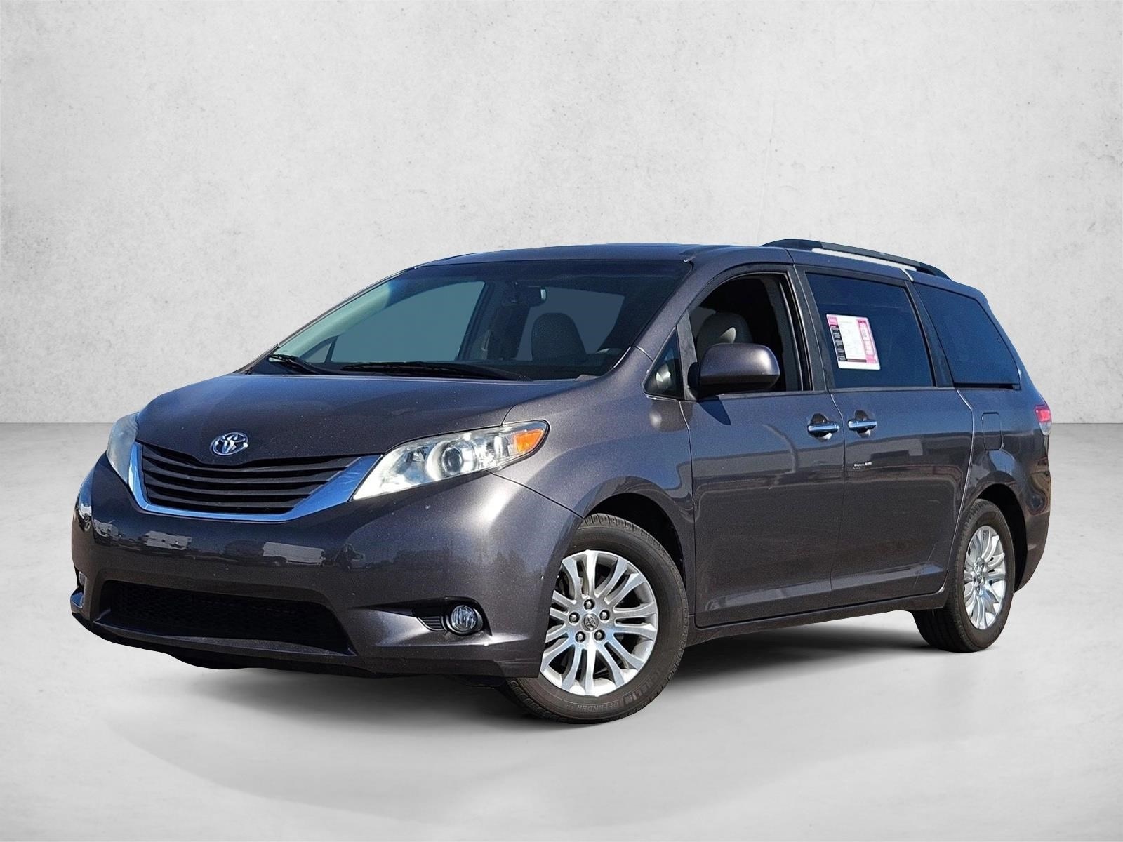 2014 Toyota Sienna XLE