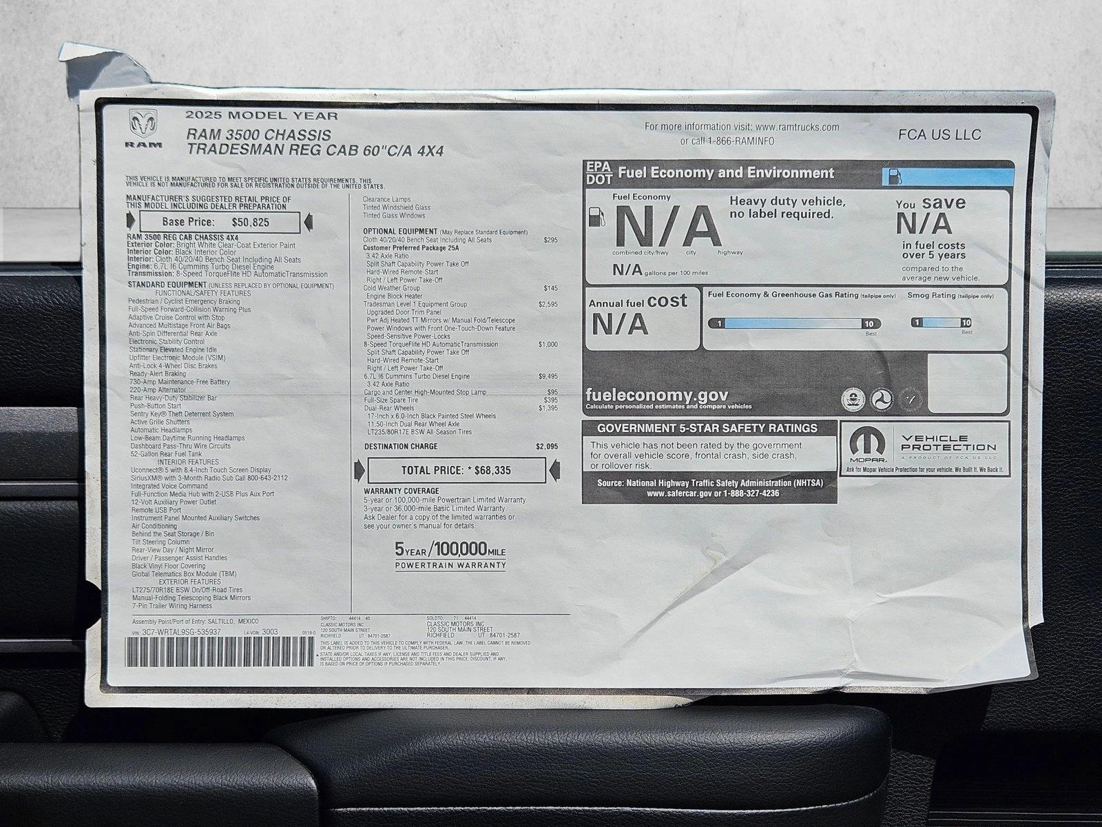 2025 RAM 3500 Chassis Tradesman - Photo 16