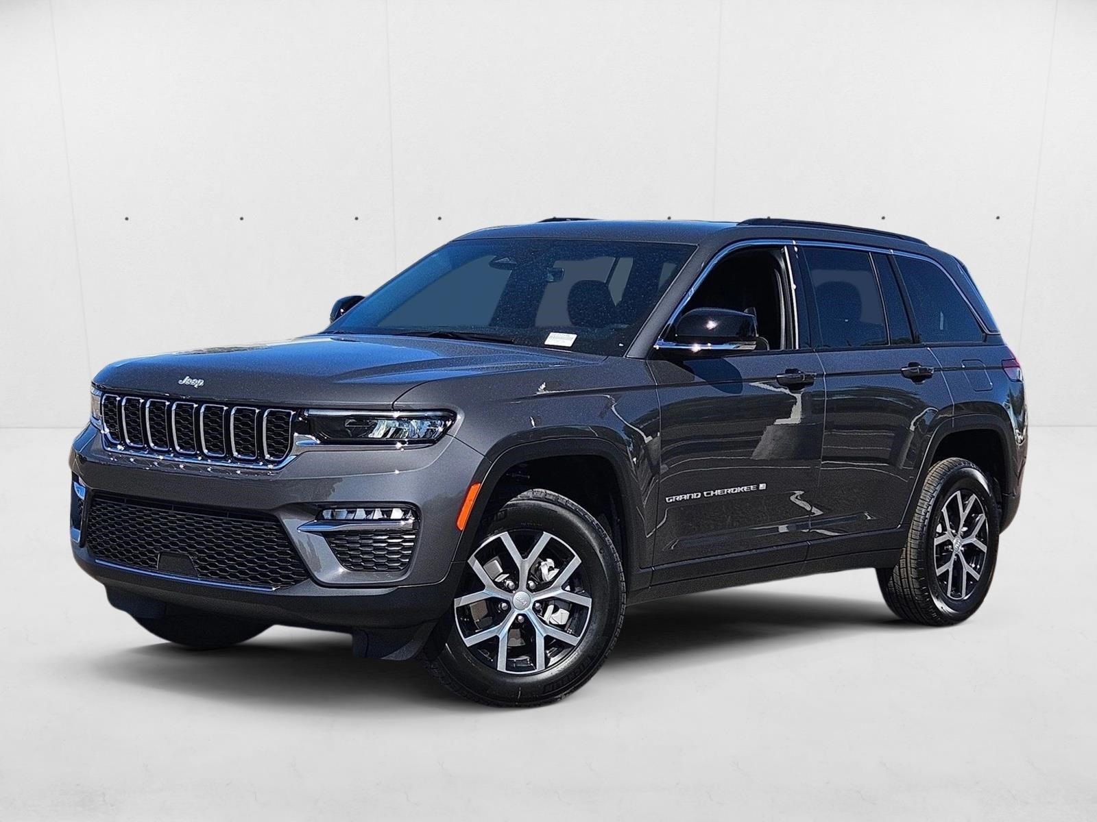2025 Jeep Grand Cherokee Limited's photo